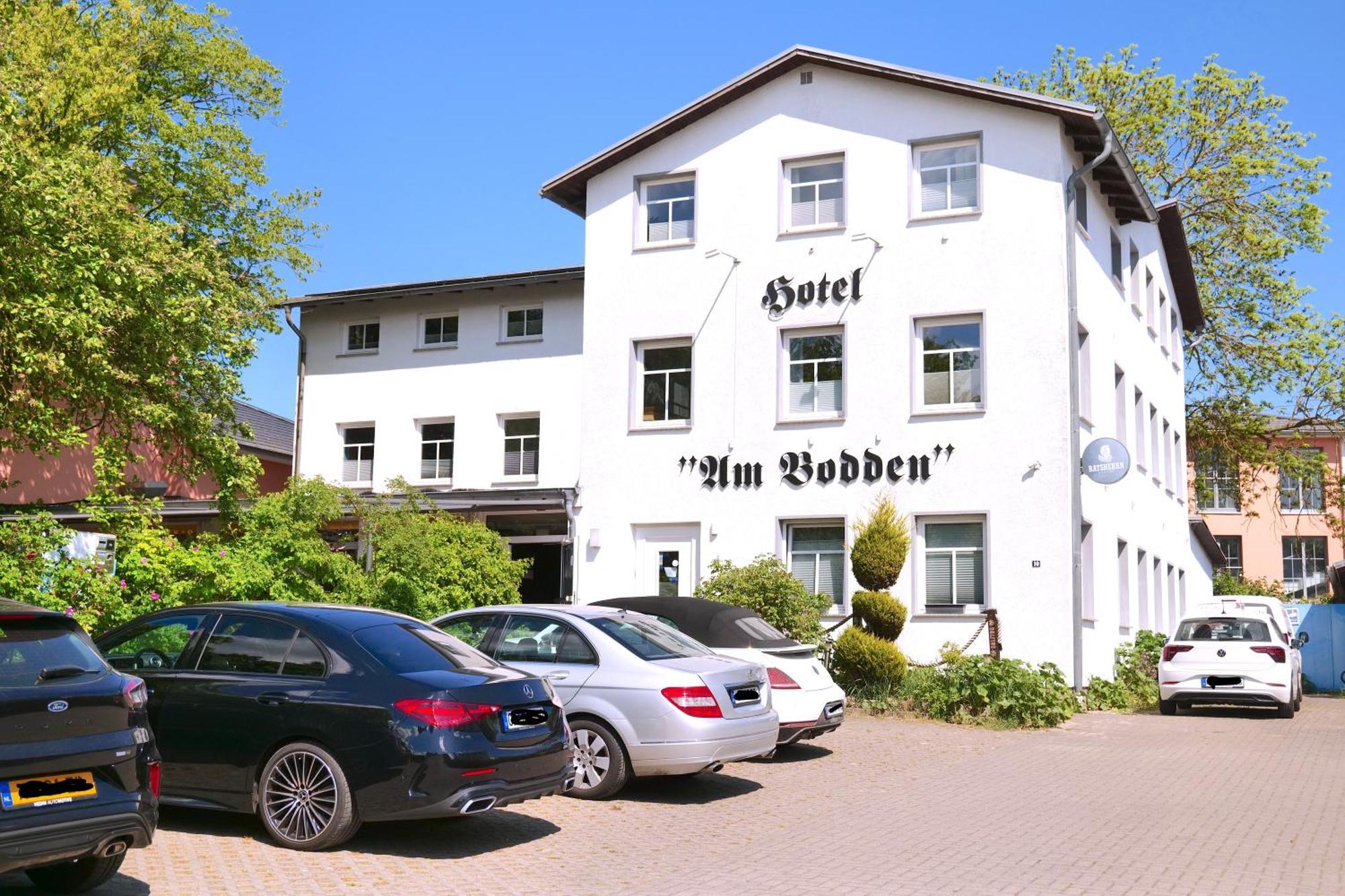 Hotel & Restaurant Am Bodden Putbus Ngoại thất bức ảnh