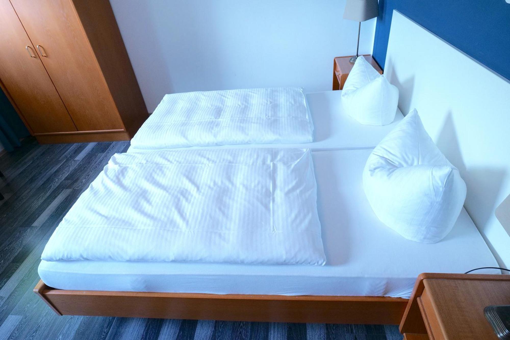 Hotel & Restaurant Am Bodden Putbus Ngoại thất bức ảnh