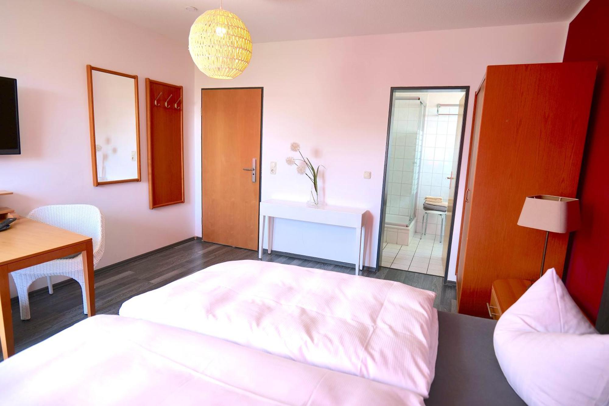 Hotel & Restaurant Am Bodden Putbus Ngoại thất bức ảnh
