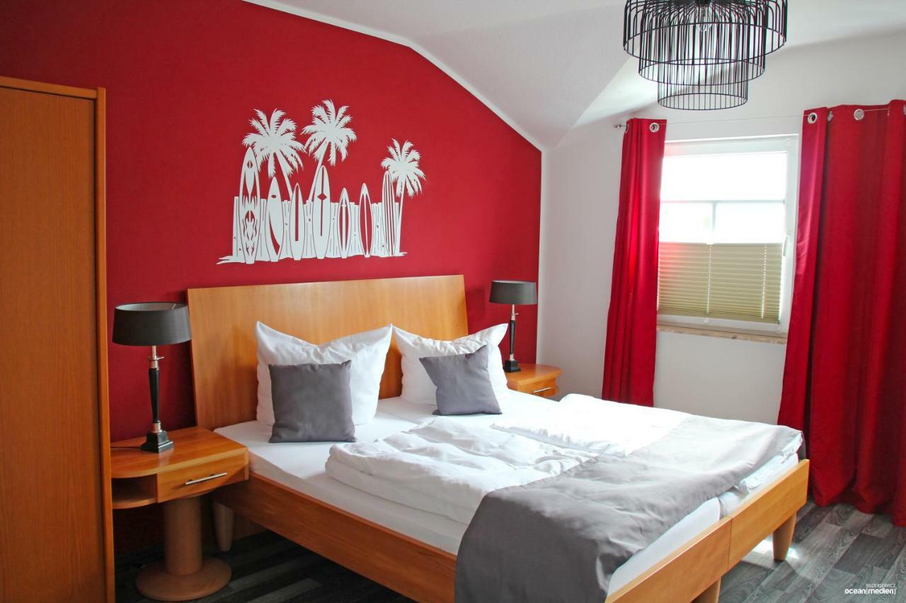 Hotel & Restaurant Am Bodden Putbus Ngoại thất bức ảnh