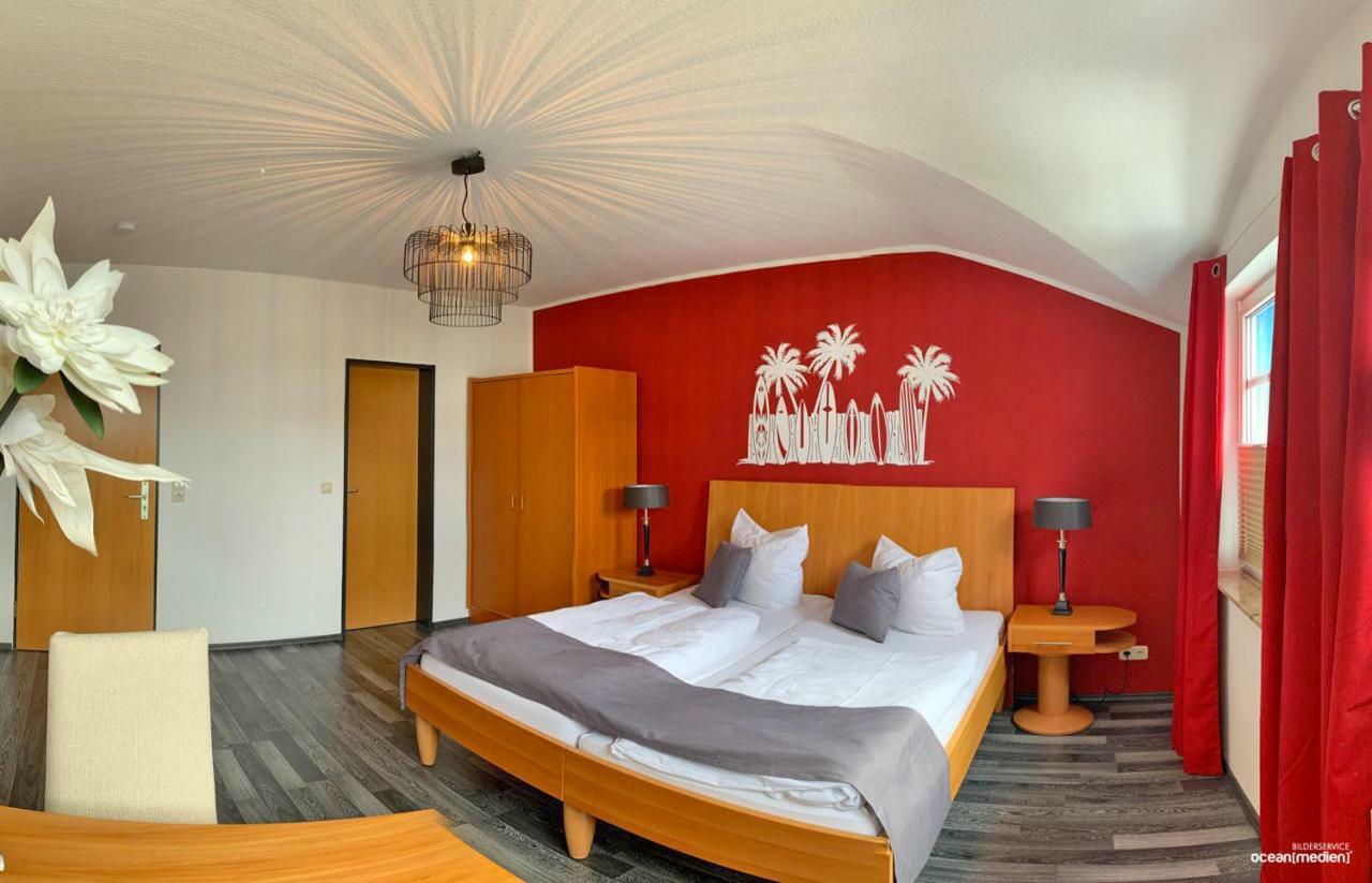 Hotel & Restaurant Am Bodden Putbus Ngoại thất bức ảnh